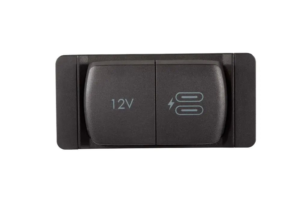 upload-USB_Chargers-SC-MULTI-F1-Scanstrut_SC-MULTI-F1_front_with_bezel_and_covers_on-min._m0_w7742_h5161_c1_b__pcenter_q80_.webp