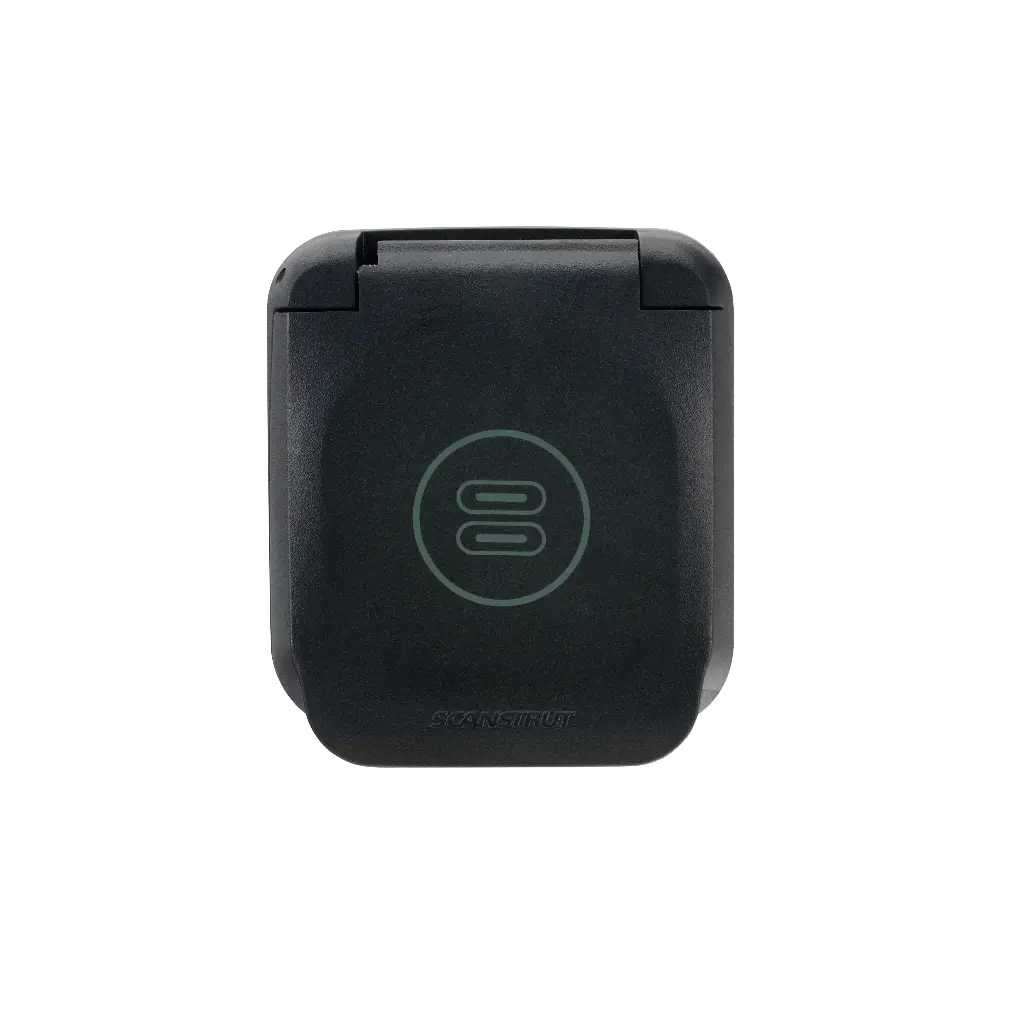 upload-Ventura_Series-SC-V-USB-01-Scanstrut_Ventura_SC-V-USB-01_Closed._m0_w4571_h4571_c1_b__pcenter_q80_.webp