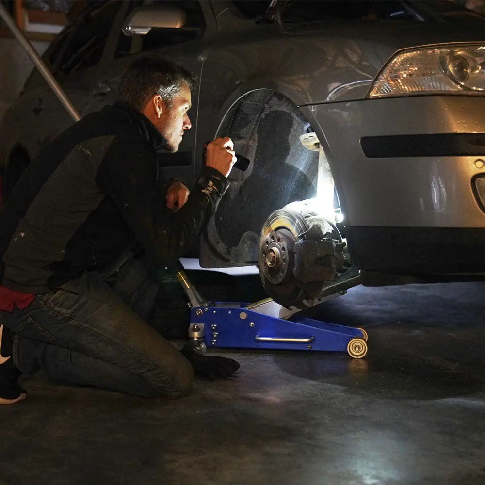 p7-core-action_1024x@2x.webp