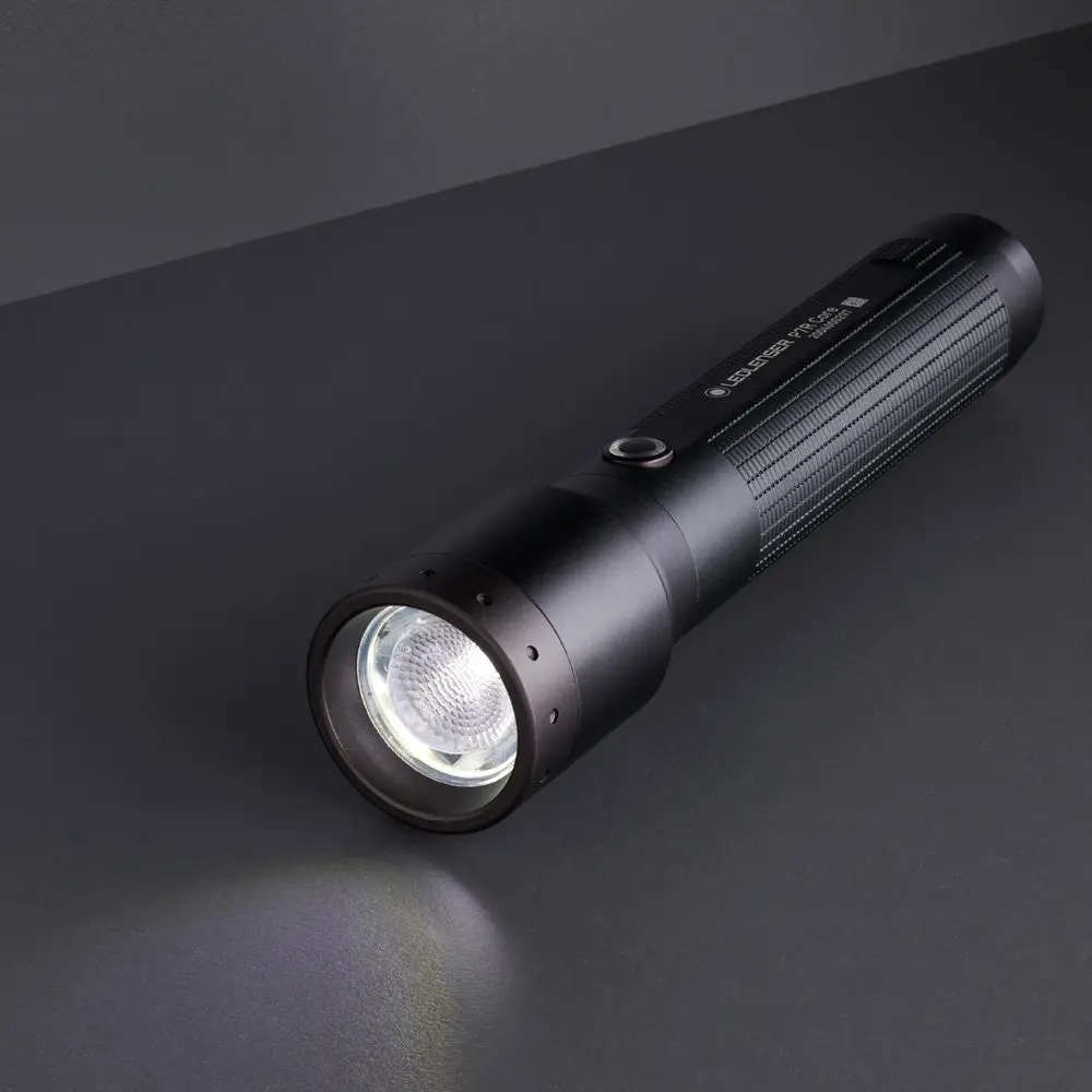 led-lenser-p7r-core-action_1024x@2x.webp