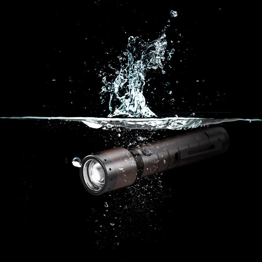 led-lenser-p7r-signature-ip68_1024x@2x.webp