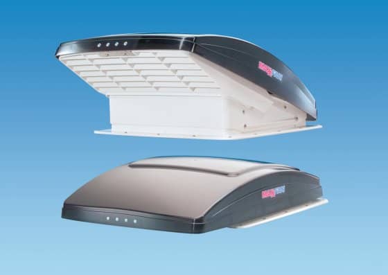 Maxxair - Maxxfan Deluxe 400 x 400 Rooflight ( Smoke ) - 00-07500KI40