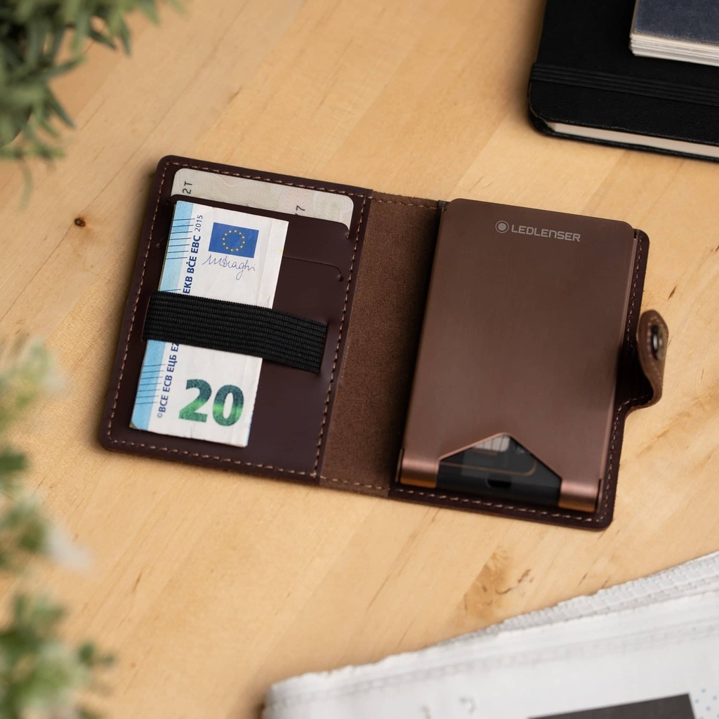 Ledlenser Wallet Plus Chestnut LED Wallet   502609