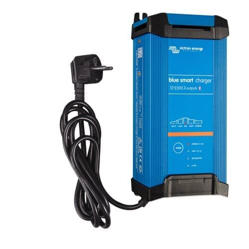 Victron Blue Smart IP22 Charger 12/15(3) 230V AU/NZ    BPC121544012