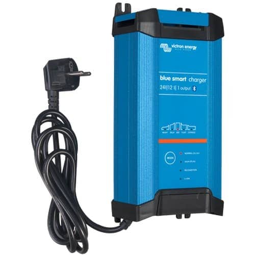 Victron Blue Smart IP22 Charger 24/16(3) 230V AU/NZ    BPC241648012